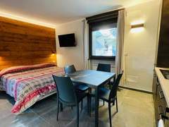 Ferienwohnung - Ferienwohnung Ein-Zimmer-Wohnung 3 p.l. Villa Linda'