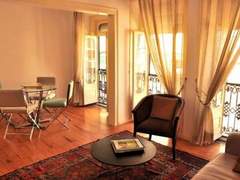 Ferienwohnung - Ferienwohnung Lapa Chic Apartment