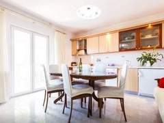 Ferienwohnung - Ferienwohnung Sonnige Wohnung in Bibinje mit privatem Parkplatz