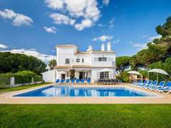 Ferienhaus - Ferienhaus 7 Schlafzimmer Villa, Familie, Kinder, Gruppen, Strand, Pool, Garten