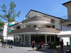 Ferienwohnung - Ferienwohnung Wohnung im Zentrum von Lignano Sabb. Maria 1