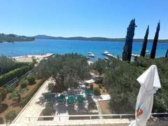 Ferienhaus - Ferienhaus direkt am Meer und Strand, mit großem Garten und Terrasse, hervorragend für Fam