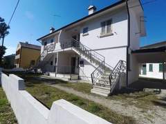 Ferienwohnung - Ferienwohnung Dreizimmerwohnung Tata 98 50 m vom Meer entfernt