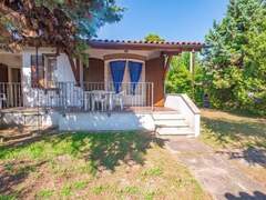 Ferienhaus - Ferienhaus 3-Schlafzimmer-Villa mit großem Garten