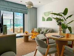 Ferienwohnung - Ferienwohnung Qoople Legend 37 А-12 100 Meter vom Strand entfernt