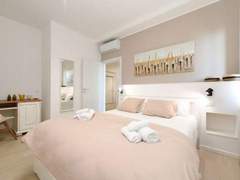 Ferienwohnung - Ferienwohnung DesenzanoLoft Elegance