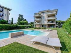 Ferienwohnung - Ferienwohnung Desenzanoloft Oscar Luxury Suite