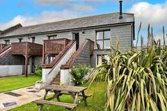 Ferienhaus - Barn, Quinceborough Farm - Ferienunterkunft in Widemouth Bay (5 Personen)
