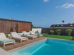 Ferienhaus, Exklusive Unterkunft - Ferienhaus, Villa 