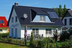 Ferienhaus - Ferienunterkunft in Glowe (6 Personen)