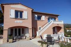 Ferienhaus - Ferienunterkunft in Agay (4 Personen)