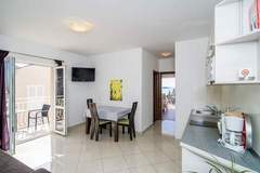 Ferienwohnung - Villa Samba - Superior One-Bedroom Apartment with Balcony and Sea View - Ferienunterkunft in Mlini (3 Personen)