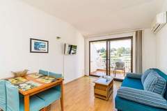 Ferienwohnung - Apartments Princ Hrvoje- One-Bedroom Apartment with Balcony- 1 - Ferienunterkunft in Dubrovnik (4 Personen)