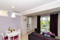 Ferienwohnung - Apartments Gaura - Comfort One-Bedroom Apartment with Terrace - Ferienunterkunft in Dubrovnik (2 Personen)