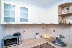 Ferienwohnung - Apartment & Rooms Papa - Premium Double  with Balcony and Partial Sea View (Soba 2) - Ferienunterkunft in Srebreno (2 Personen)