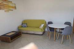 Ferienwohnung - Apartment Marta - One Bedroom apartment with sea view - Ferienunterkunft in Rab (2 Personen)