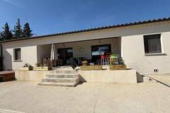 Ferienhaus - Sorgue 9-4 - Ferienunterkunft in Sorgues (13 Personen)
