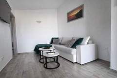 Ferienwohnung - Apartments Sunset - Two bedroom Apartment with Terrace and Sea View (Gornji) - Ferienunterkunft in Porec (4 Personen)