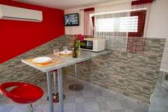 Ferienwohnung - One-Bedroom Apartment - Ferienunterkunft in Novalja (3 Personen)