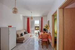 Ferienwohnung - Apartments Villa Sarajevo - Two Bedroom Apartment with Terrace and Balcony - Ferienunterkunft in Vodice (4 Personen)