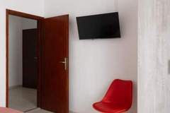 Ferienwohnung - Studio Apartment with Terrace 2 - Ferienunterkunft in Molunat (2 Personen)