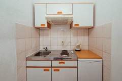Ferienwohnung - Studio apartment ( Tina 2) - Ferienunterkunft in Baska Voda (2 Personen)