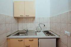 Ferienwohnung - Studio apartment ( Tina 3) - Ferienunterkunft in Baska Voda (2 Personen)