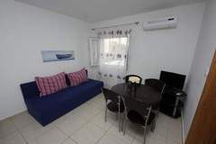 Ferienwohnung - Apartments Katija - One Bedroom Apartment 6 - Ferienunterkunft in Baska Voda (3 Personen)