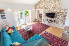 Ferienhaus - Holiday home House of the Sun - Three Bedroom Holiday Home with Pool - Ferienunterkunft in Sutivan (6 Personen)