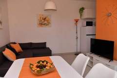 Ferienwohnung - One Bedroom Apartment with Terrace and Garden View - Ferienunterkunft in Supetar (3 Personen)