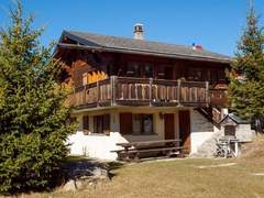 Ferienwohnung - Ferienwohnung Chalet Fridi 4-Bettwohnung, Dusche, WC 4-Bettwohnung Erdgeschoss