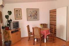 Ferienwohnung - Charming Apartments Kestenovi Dvori - Two Bedroom Apartment (A1) - Ferienunterkunft in Opatija (5 Personen)