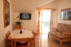 Ferienwohnung - Apartments Gabi - Two Bedroom Apartment with balcony and sea view(B4) - Ferienunterkunft in Srima (4 Personen)