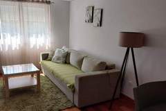 Ferienwohnung - Villa Nižić Makarska - One Bedroom Apartment With Balcony (G) - Ferienunterkunft in Makarska (4 Personen)