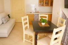 Ferienwohnung - One Bedroom apartment with Balcony and Sea View (A2) - Ferienunterkunft in Podgora (2 Personen)