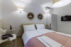 Ferienwohnung - Pula Garden Apartments with Shared Pool - Double Room - Ferienunterkunft in Pula (2 Personen)