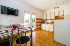 Ferienwohnung - Apartments Bozena - One bedroom apartment  with terrace (A) - Ferienunterkunft in Krk (5 Personen)