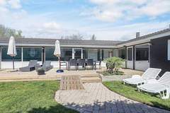 Ferienhaus - Ferienunterkunft in Væggerløse (8 Personen)