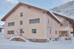 Ferienhaus - Ferienunterkunft in Kappl (8 Personen)