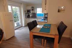 Ferienhaus - Ferienunterkunft in Zingst (4 Personen)