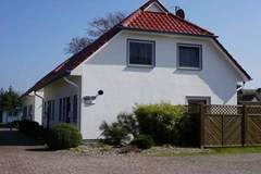 Ferienhaus - Ferienunterkunft in Prerow (4 Personen)