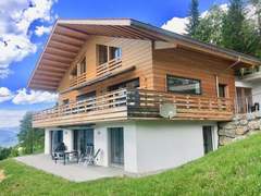 Ferienwohnung - Ferienwohnung Chalet Coco Appartement/Fewo, Dusche, WC, 3 Schlafräume 6-Bett-Wohnung