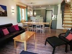 Ferienwohnung - Ferienwohnung Chalet Flöschhorn Appartement/Fewo, Bad, WC, 3 Schlafräume