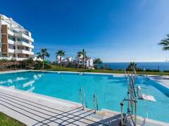 Ferienwohnung - Ferienwohnung, Appartement Luxury Pool View Isea 1111