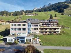 Ferienwohnung - Ferienwohnung Ferien- und Familienhotel Alpina Doppelzimmer, Dusche, WC, Standard