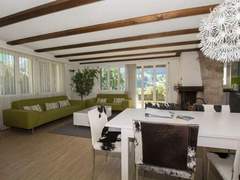 Ferienwohnung - Ferienwohnung Helios Appartement/Fewo, Dusche, WC, 3 Schlafräume 4-Zimmerwohnung