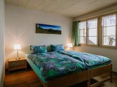 Ferienwohnung - Ferienwohnung Chalet Christeli Appartement/Fewo, Dusche oder Bad, WC, 4 oder mehr Schlafräume
