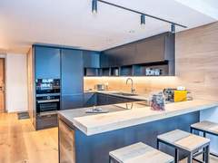 Ferienwohnung - Ferienwohnung Chesa Zentrum 10B