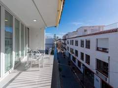 Ferienwohnung - Ferienwohnung Paloma Central Apartment
