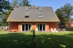 Ferienhaus - Ferienunterkunft in Zingst (8 Personen)